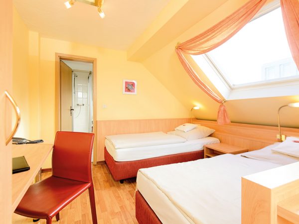 Hotel-Europa-Bonn-twin-room