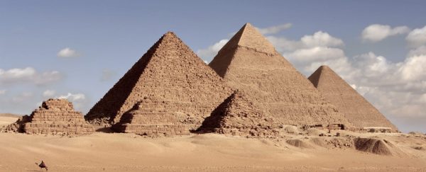 A Journey to Egypt's White Desert8